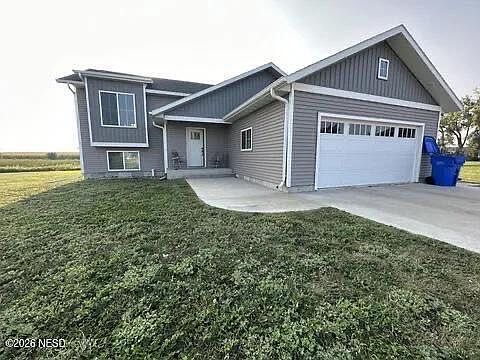 3rd image of 709 Sunset Cir