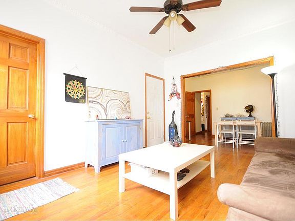 2nd image of 194 Underhill Ave #3