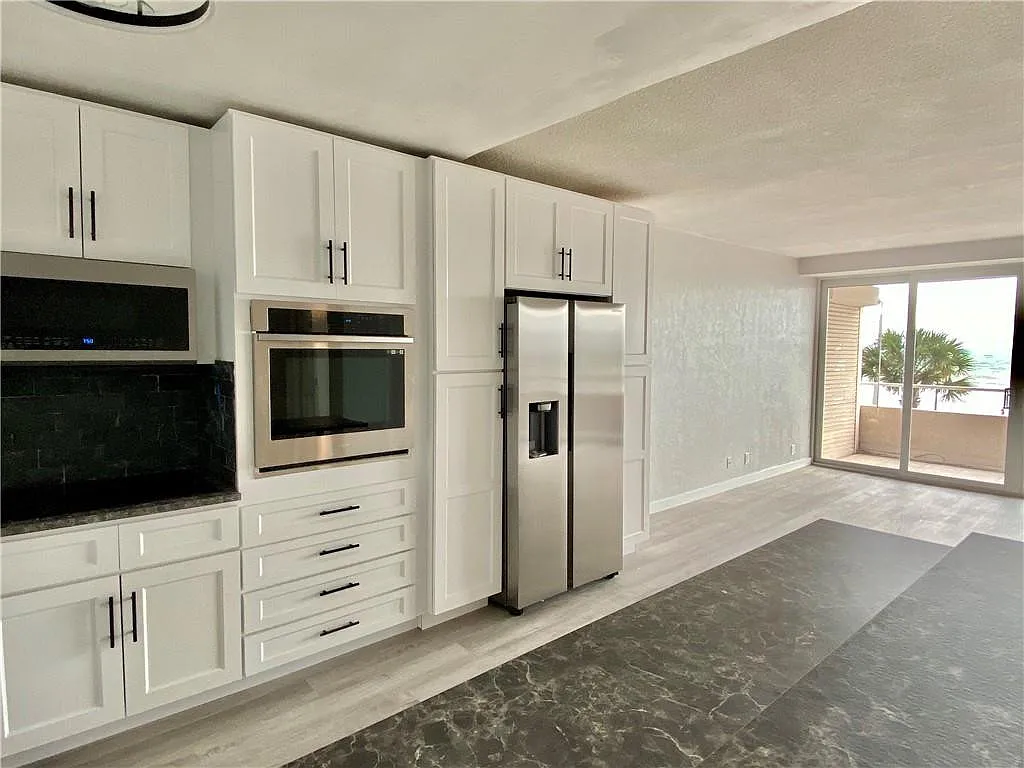 1 bed, 1.0 bath, 795 sqft, $3,250 — Photo 4