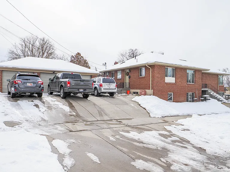 1244 E Malvern Ave — Photo 10