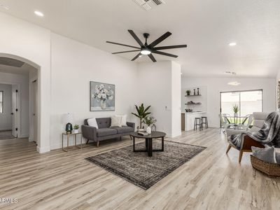 6210 W SOUTHGATE Street, Phoenix, AZ, 85043