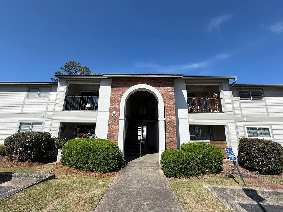 601 N Gay St
