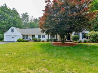 3 Dixons Path, Foxboro, MA 02035