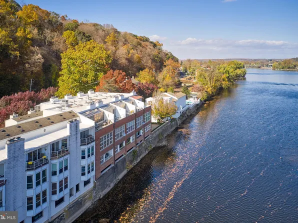 350 S River Rd Unit B03, New Hope, PA 18938