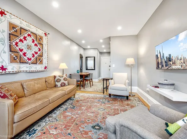 48-42 44th St APT 5H, Woodside, NY 11377