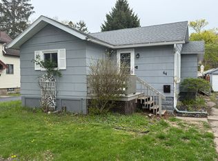 64 Dewberry Dr, Rochester, NY 14622