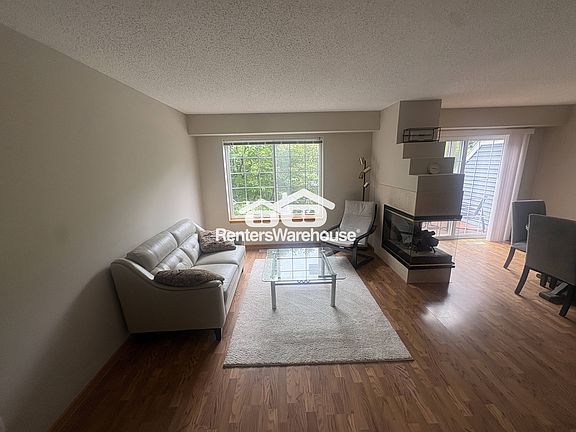 5th image of 15615 24th Ave N Unit C