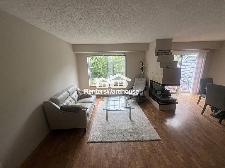 15615 24th Ave N #C — Photo 5