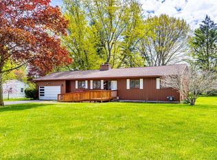 241 Shorewood Dr, Webster, NY 14580