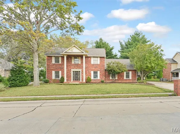 6 Meadow Rue Dr, Edwardsville, IL 62025