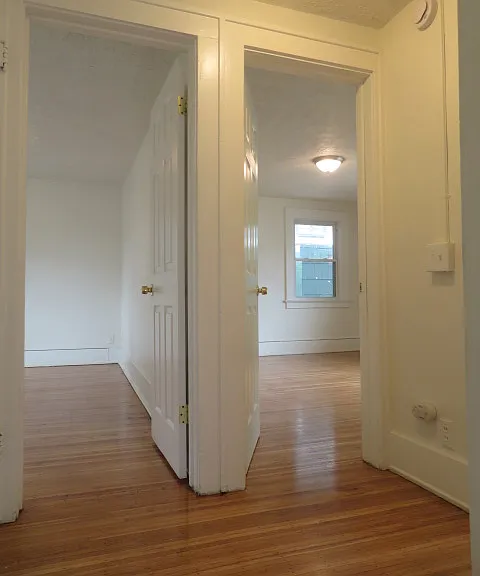 211 Ellicott St — Photo 6