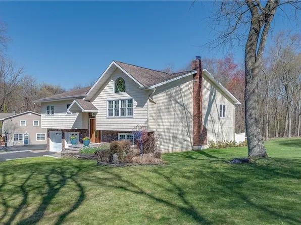 124 Sunset Road, Blauvelt, NY 10913
