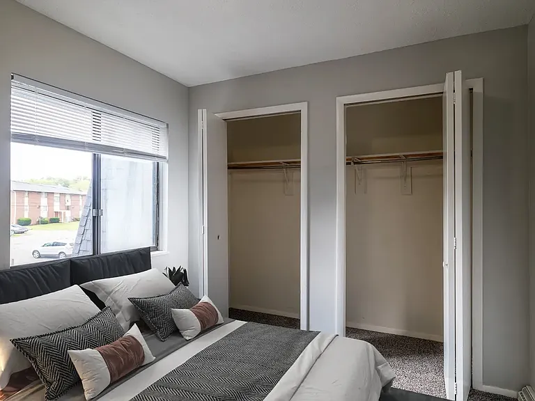 Dominion Townhomes & Apartments — Photo 13