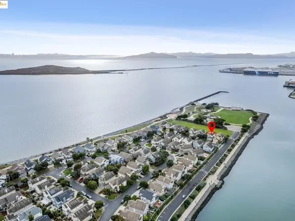 3 Harbor View Dr, Richmond, CA 94804
