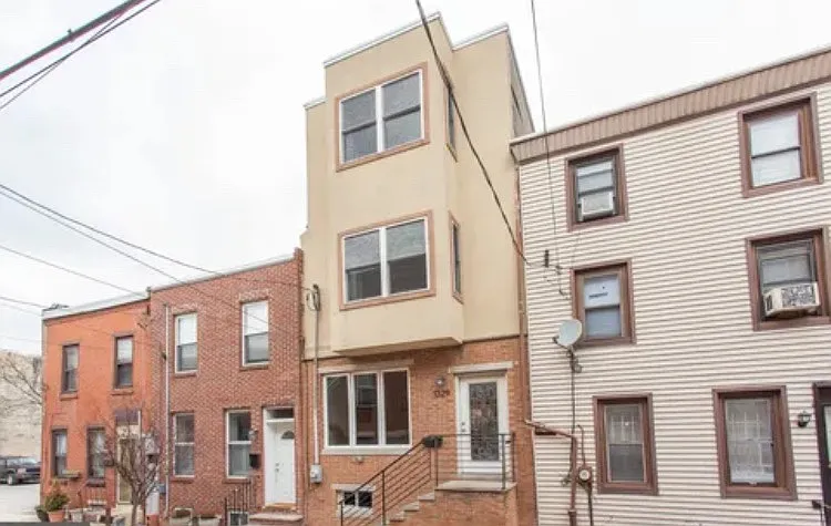 Webster St