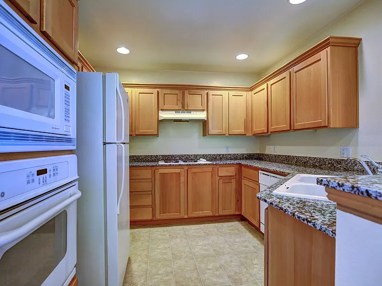 47 E Agate Ave #405 — Photo 8