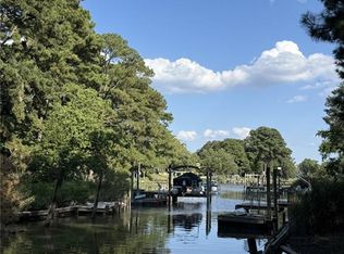 214 S Blake Rd, Norfolk, VA 23505