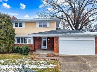 6017 Bay Pine Dr, Louisville, KY 40219