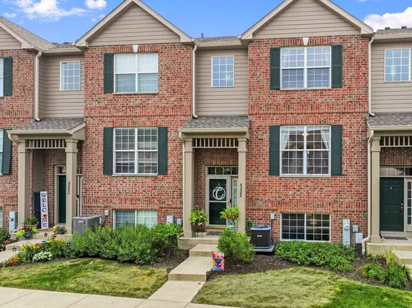 5222 Cobblers Xing, McHenry, IL 60050