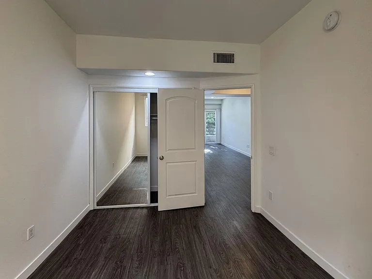 2149 S Bentley Ave #11065 — Photo 13