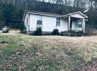 210 Lawler Cir, Gadsden, AL 35901