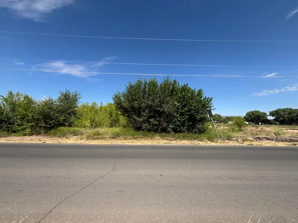 Darla Dr, Los Lunas, NM 87031