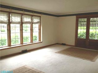 2130 W Lane Ave, Upper Arlington, OH 43221