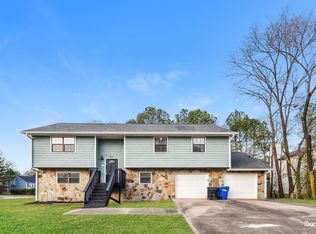 300 Renee Dawn Ct, Riverdale, GA 30296