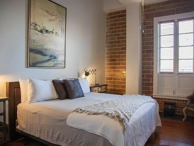 DH Holmes Apartments — Photo 31