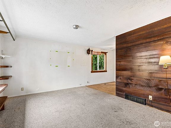 3rd image of 23906 60th Avenue W