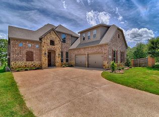 200 Rock Tree Ct, Mansfield, TX 76063