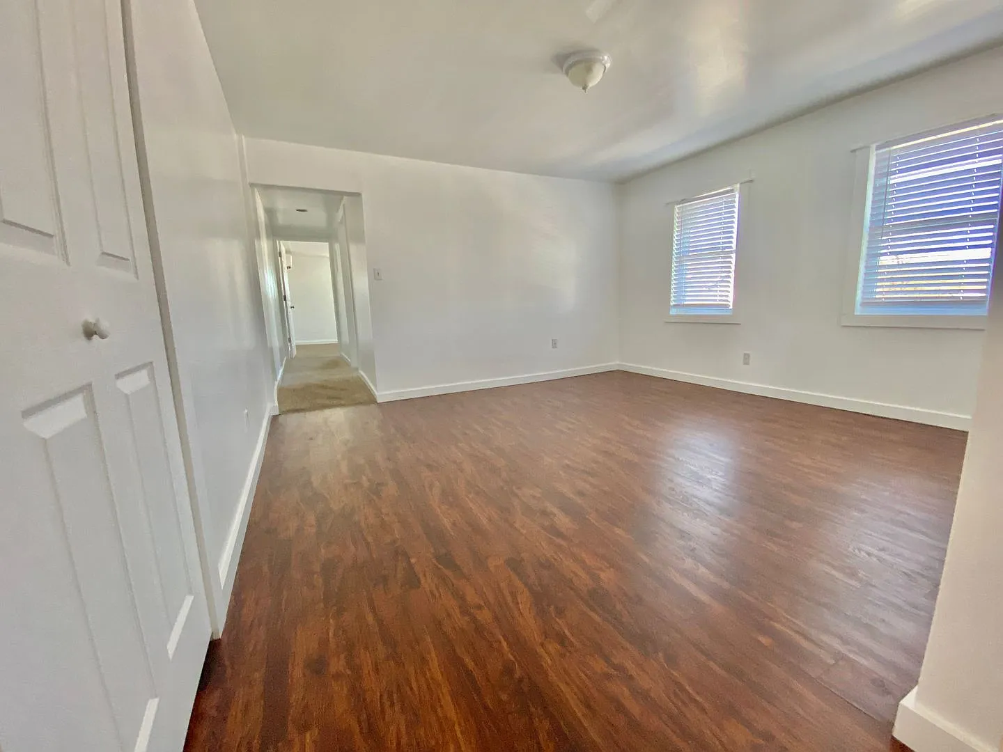 432 Albany Ave — Photo 3