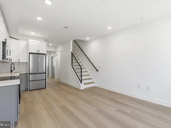2123 N 9th St, Philadelphia, PA