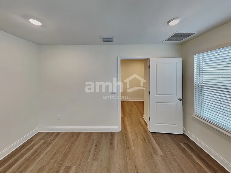 971 Grafton Ridge Dr — Photo 12