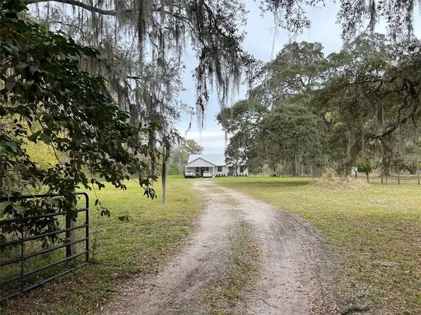 2445 Pandora Ln, Chuluota, FL 32766