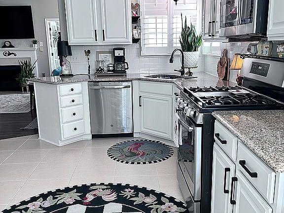3rd image of 3523 Winding Trail Cir