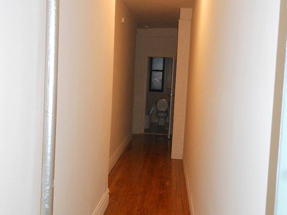 3rd image of 3271 Hull Ave