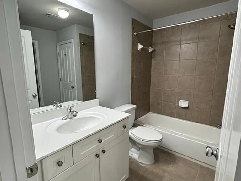 2408 Strand Ave — Photo 34