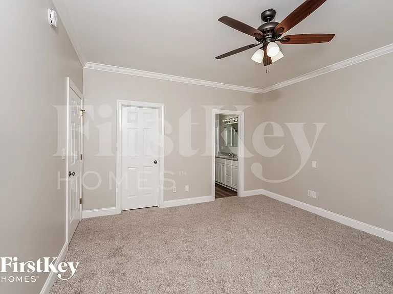 1596 Mountain Lodge Trl — Photo 8