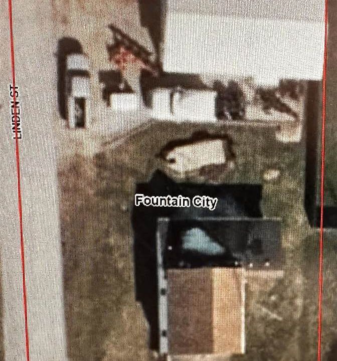 2nd image of 406 Davis St