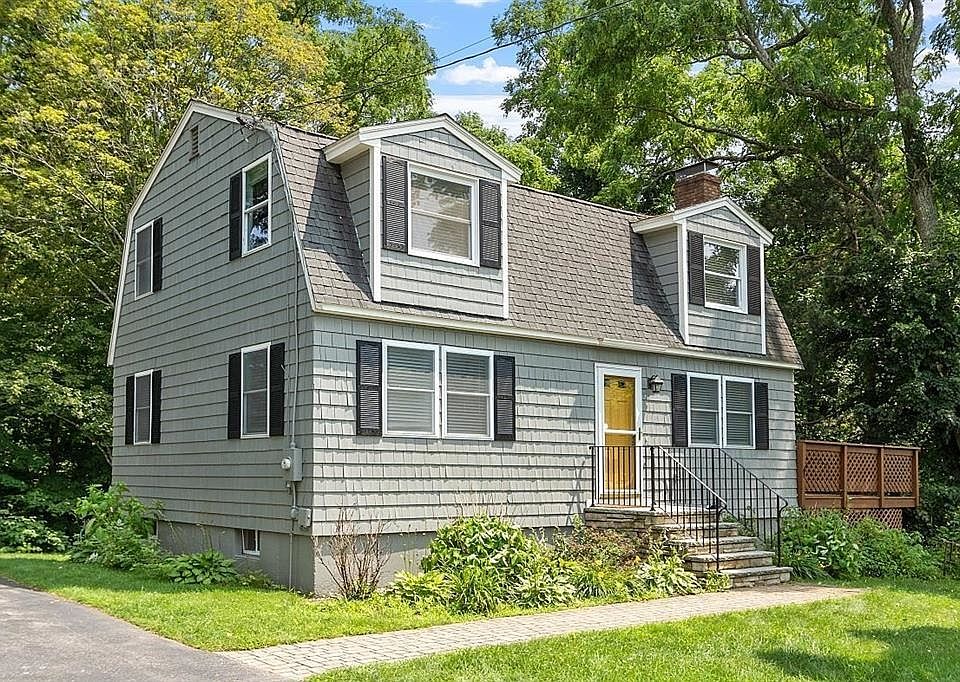 1st image of 106 N Lowell Road