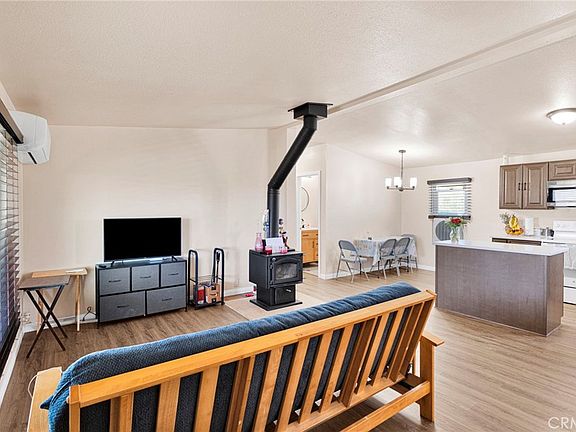 2nd image of 35980 Lantana St