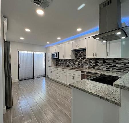 4th image of 2483 Tahoe Cir