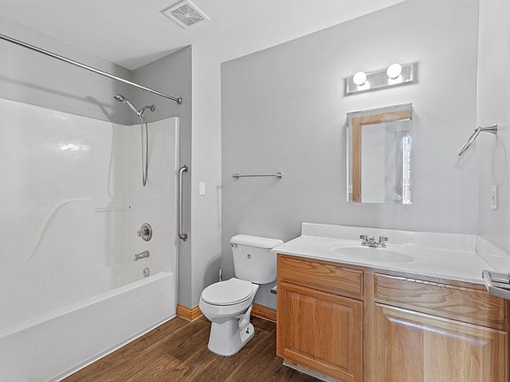 2nd image of 401 N 10th St APT 420