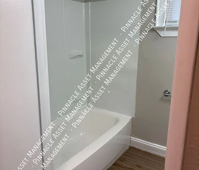 208 Valley View Ave #3 — Photo 25