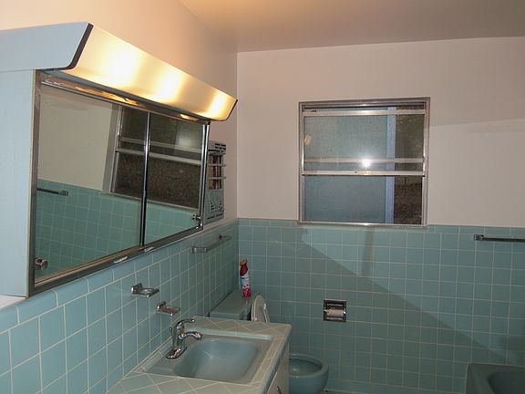 5th image of 1303 Northwood Dr