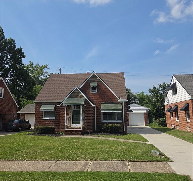 1st image of 20451 Nicholas Ave