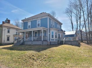 7 Boardman St, Calais, ME 04619
