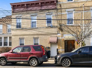 2143 Bleecker St, Flushing, NY 11385