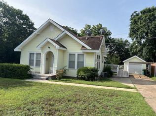 706 College St, Gatesville, TX 76528